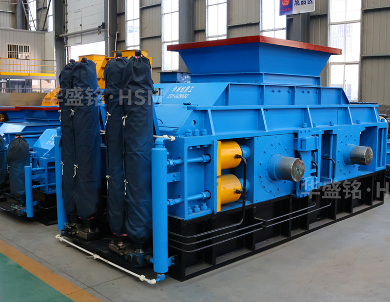 河卵石制砂對(duì)輥設(shè)備都包含有哪些？河南制砂機(jī)求大概報(bào)價(jià)!